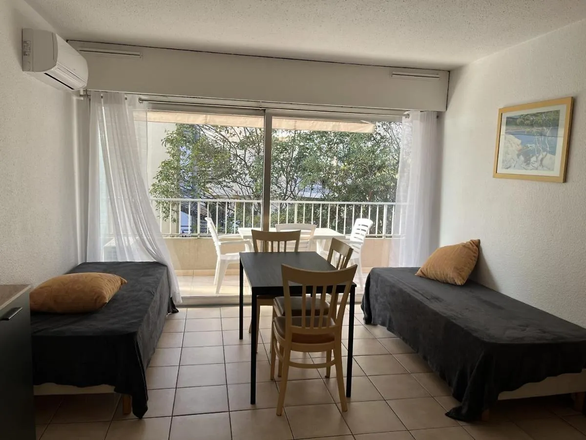 Studio Climatise Pour 3 Pers, A 50M De La Plage, Centre-Ville Saint-Raphael, Wifi, Parking Dispo - Fr-1-466A-38 0*, Saint-Raphaël