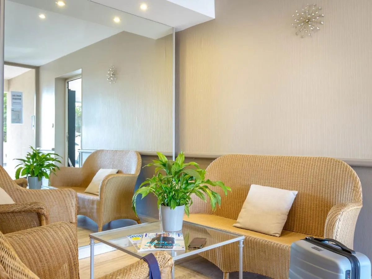 Lägenhet Studio Climatise Pour 3 Pers, A 50M De La Plage, Centre-Ville Saint-Raphael, Wifi, Parking Dispo - Fr-1-466A-38